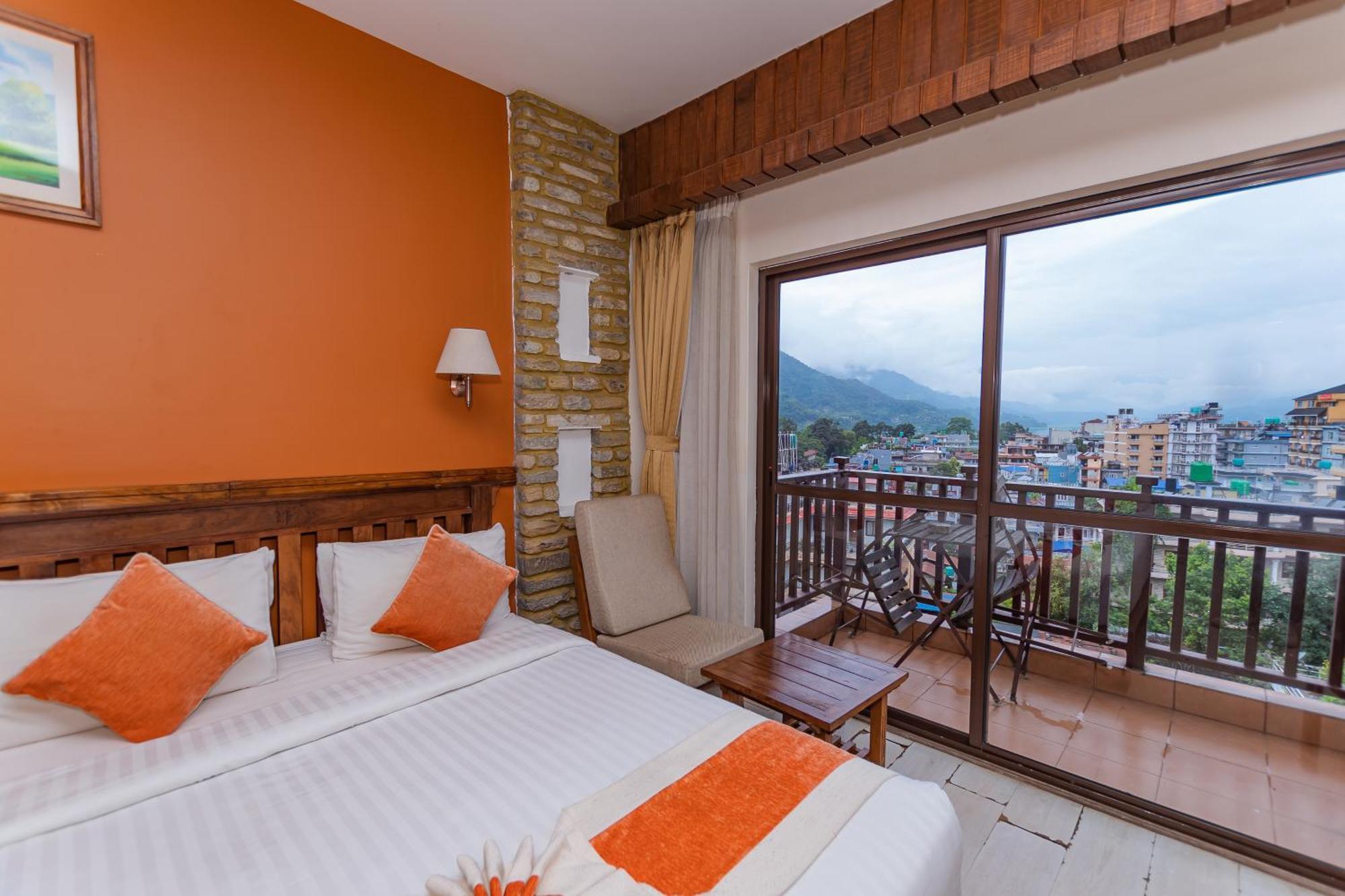 Pokhara Batika Ξενοδοχείο Εξωτερικό φωτογραφία
