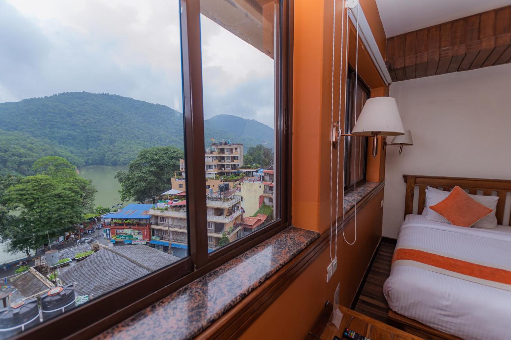 Pokhara Batika Ξενοδοχείο Εξωτερικό φωτογραφία