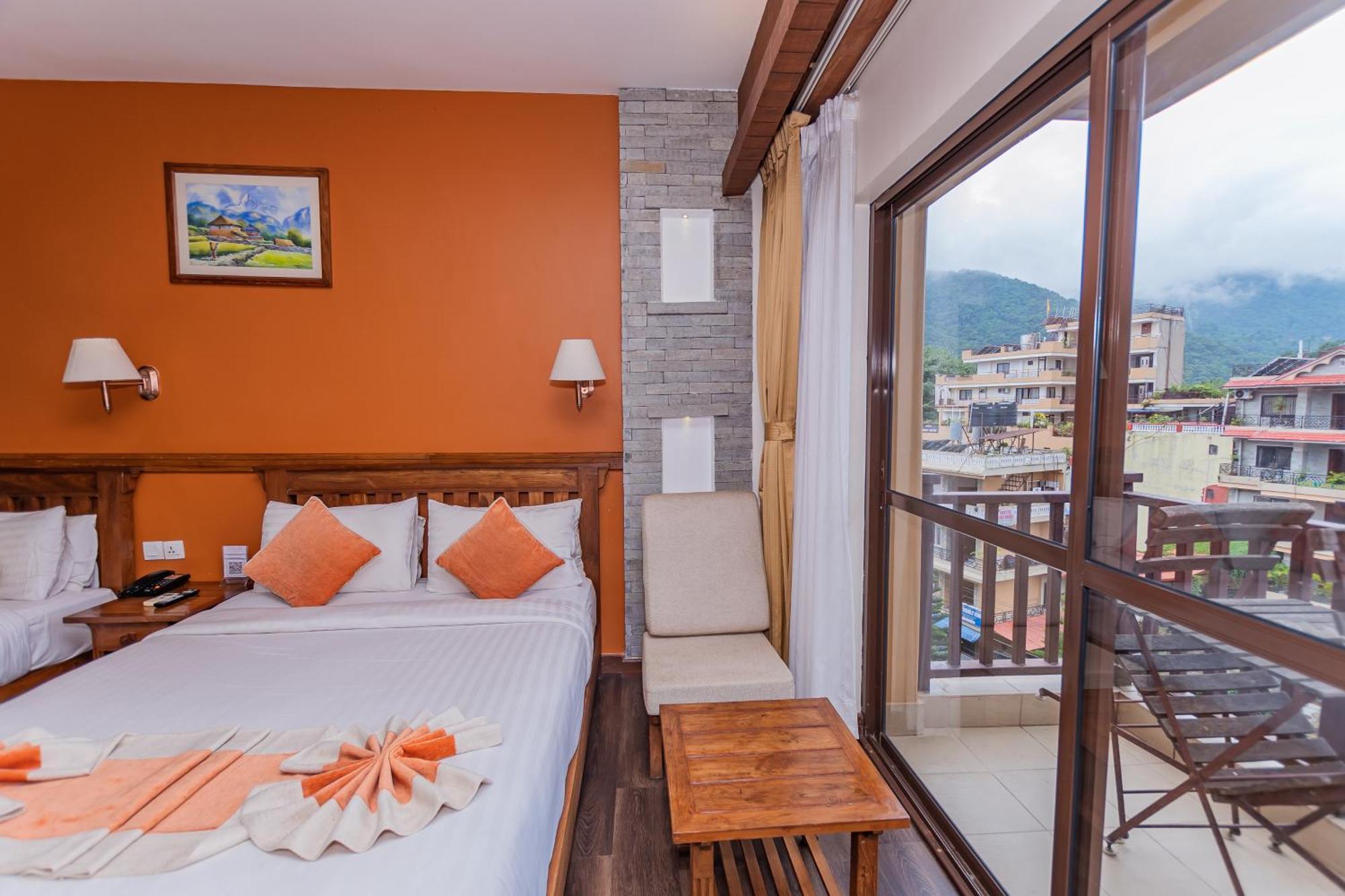 Pokhara Batika Ξενοδοχείο Εξωτερικό φωτογραφία