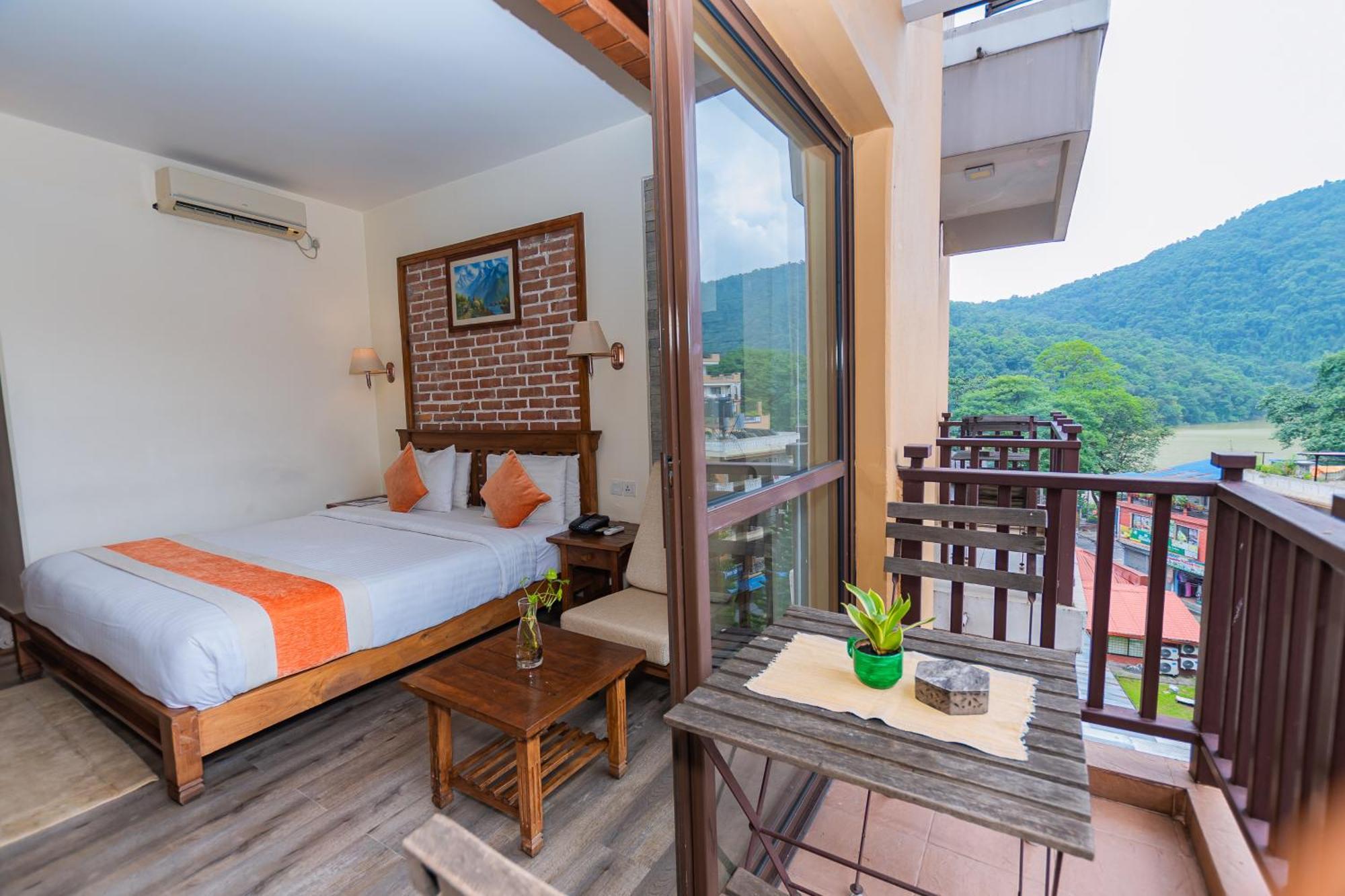 Pokhara Batika Ξενοδοχείο Εξωτερικό φωτογραφία