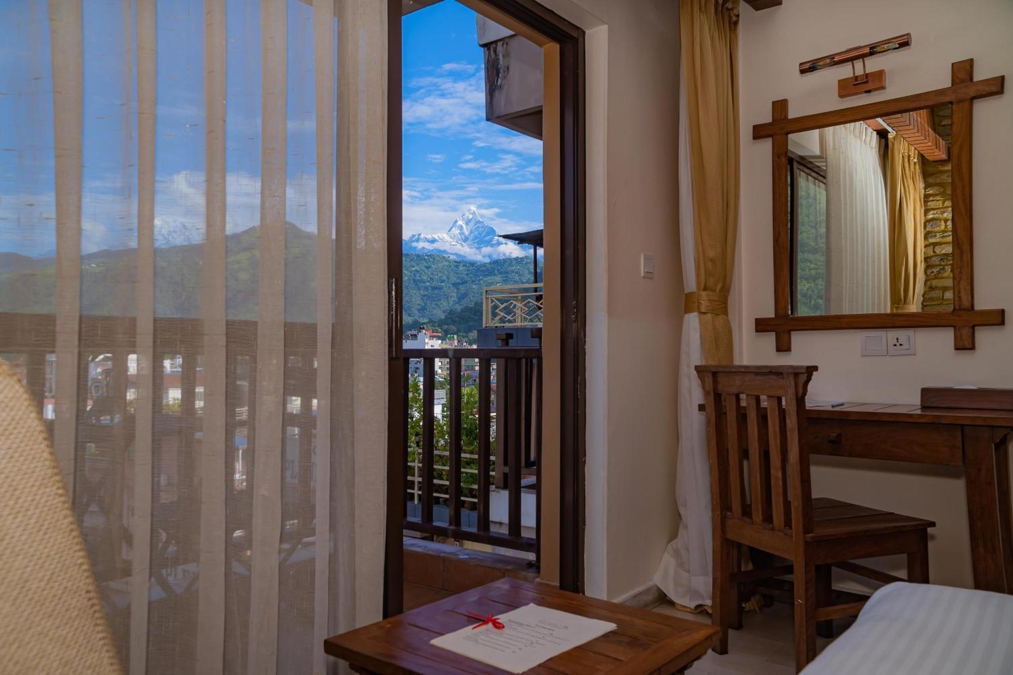 Pokhara Batika Ξενοδοχείο Εξωτερικό φωτογραφία