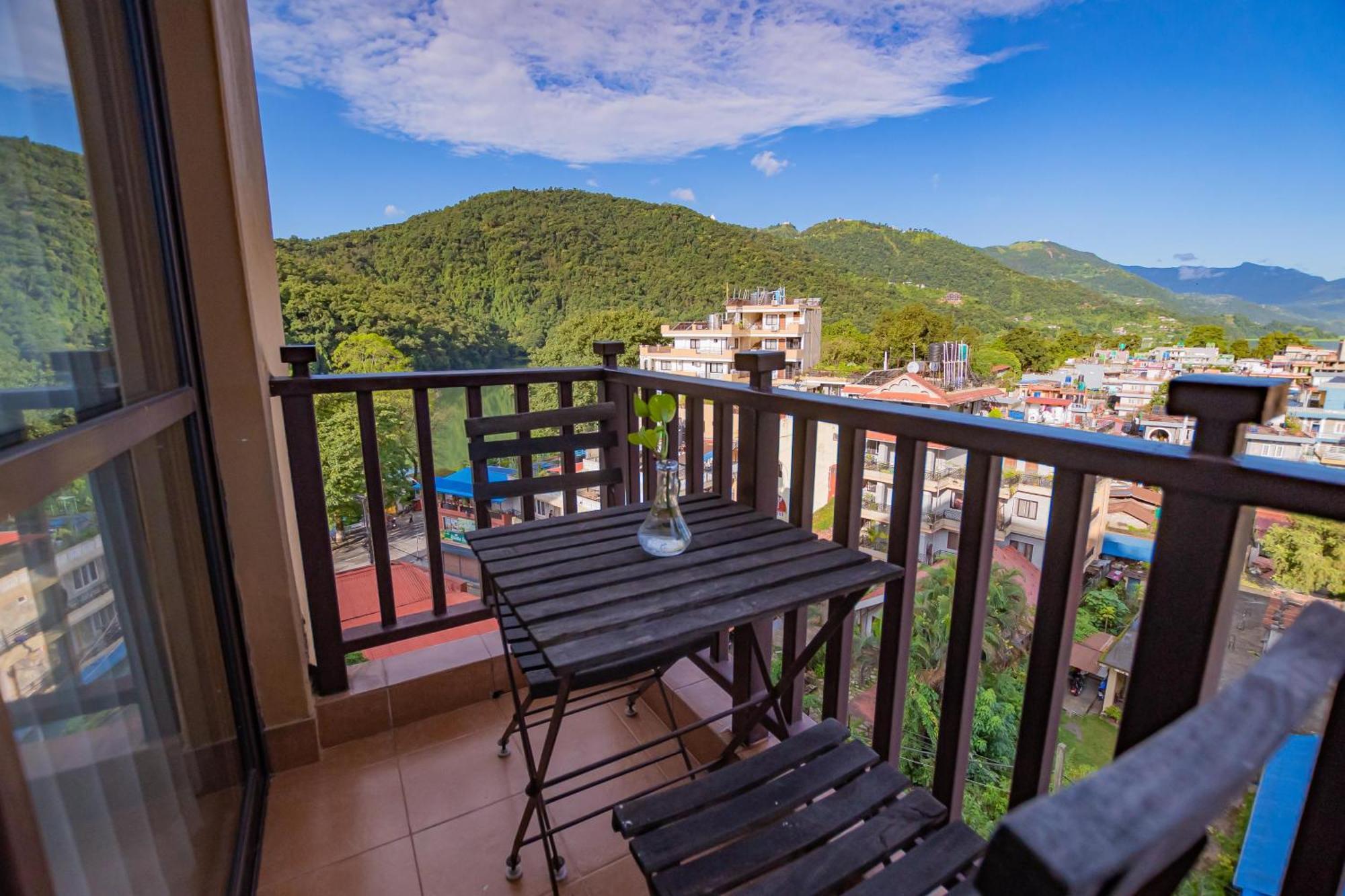 Pokhara Batika Ξενοδοχείο Εξωτερικό φωτογραφία