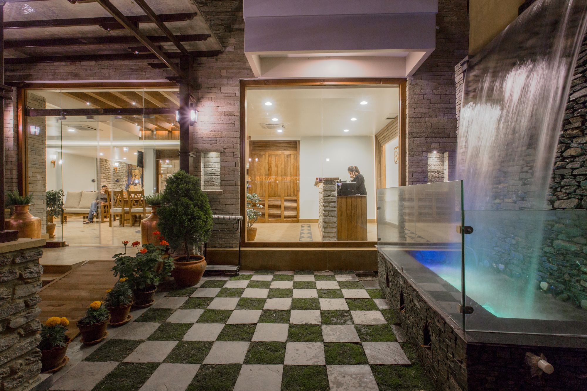 Pokhara Batika Ξενοδοχείο Εξωτερικό φωτογραφία